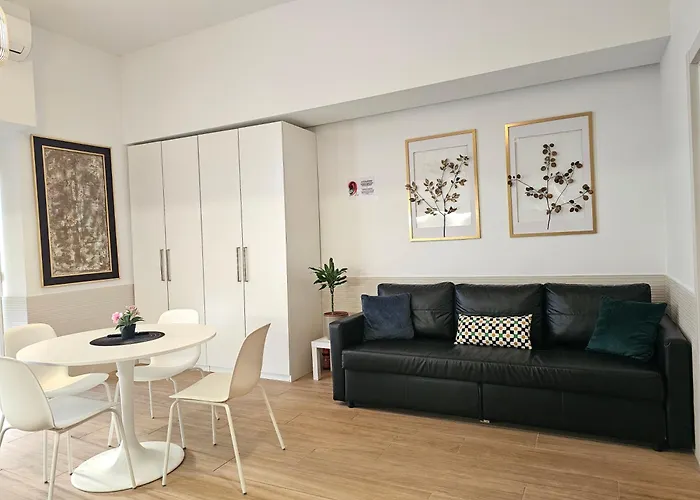 Las Artes Luxury Double Room